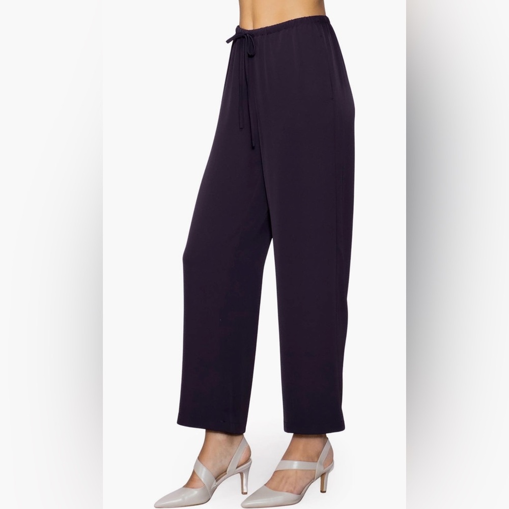 Elegant Women's Wide Leg Pants - Picture 3 of 5